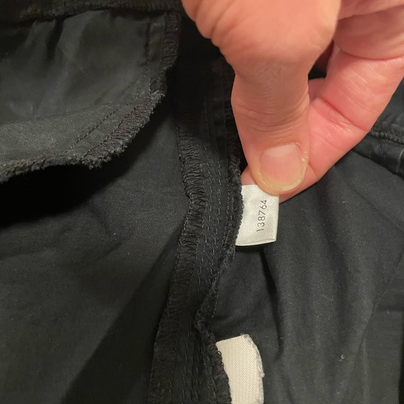 LOFT lightweight chino Shorts - Picture 4 of 5